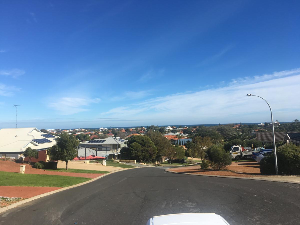 Relaxed Ocean View Villa Mandurah Exterior photo
